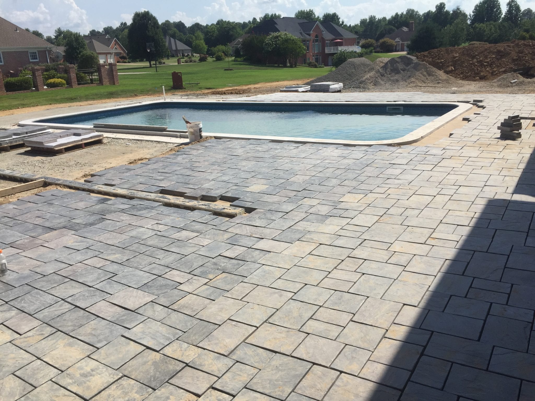 natural stone pool deck for a home in Dexter, MO 1