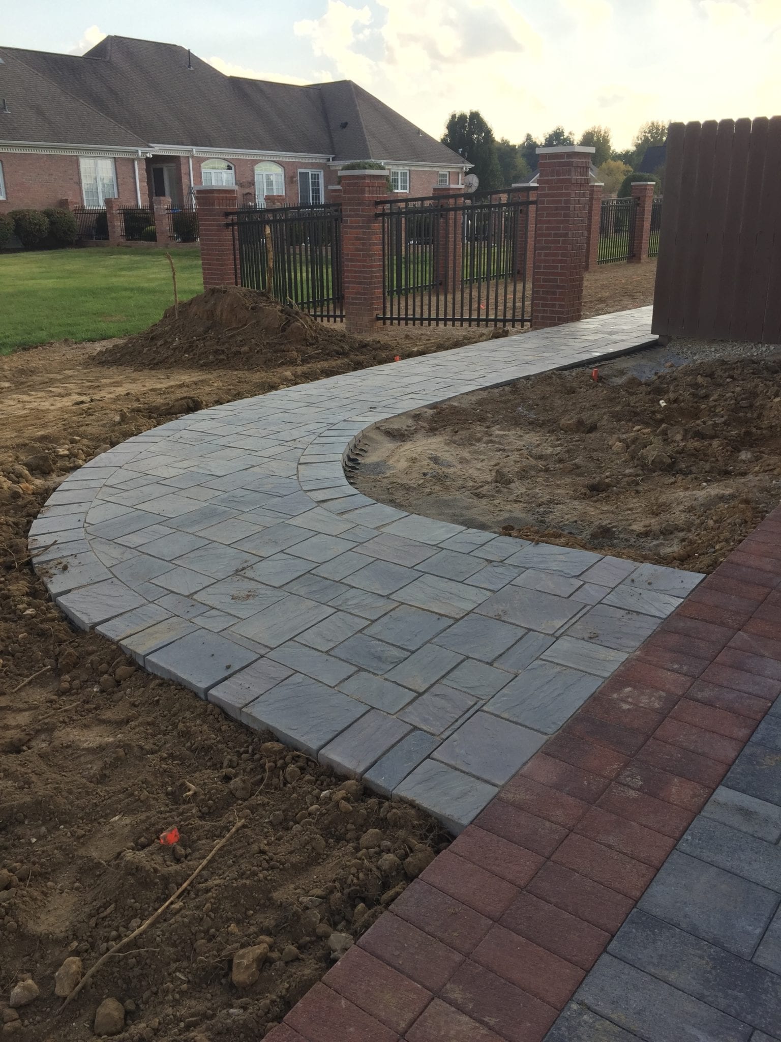 stone sidewalks and walkways for a home in Dexter, MO 1